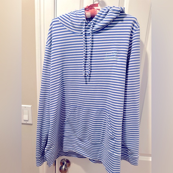 Vineyard Vines hoodie, XL - Picture 1 of 7